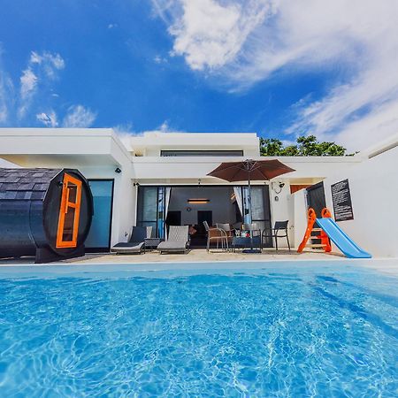 Private Pool Villa Мотобу Экстерьер фото
