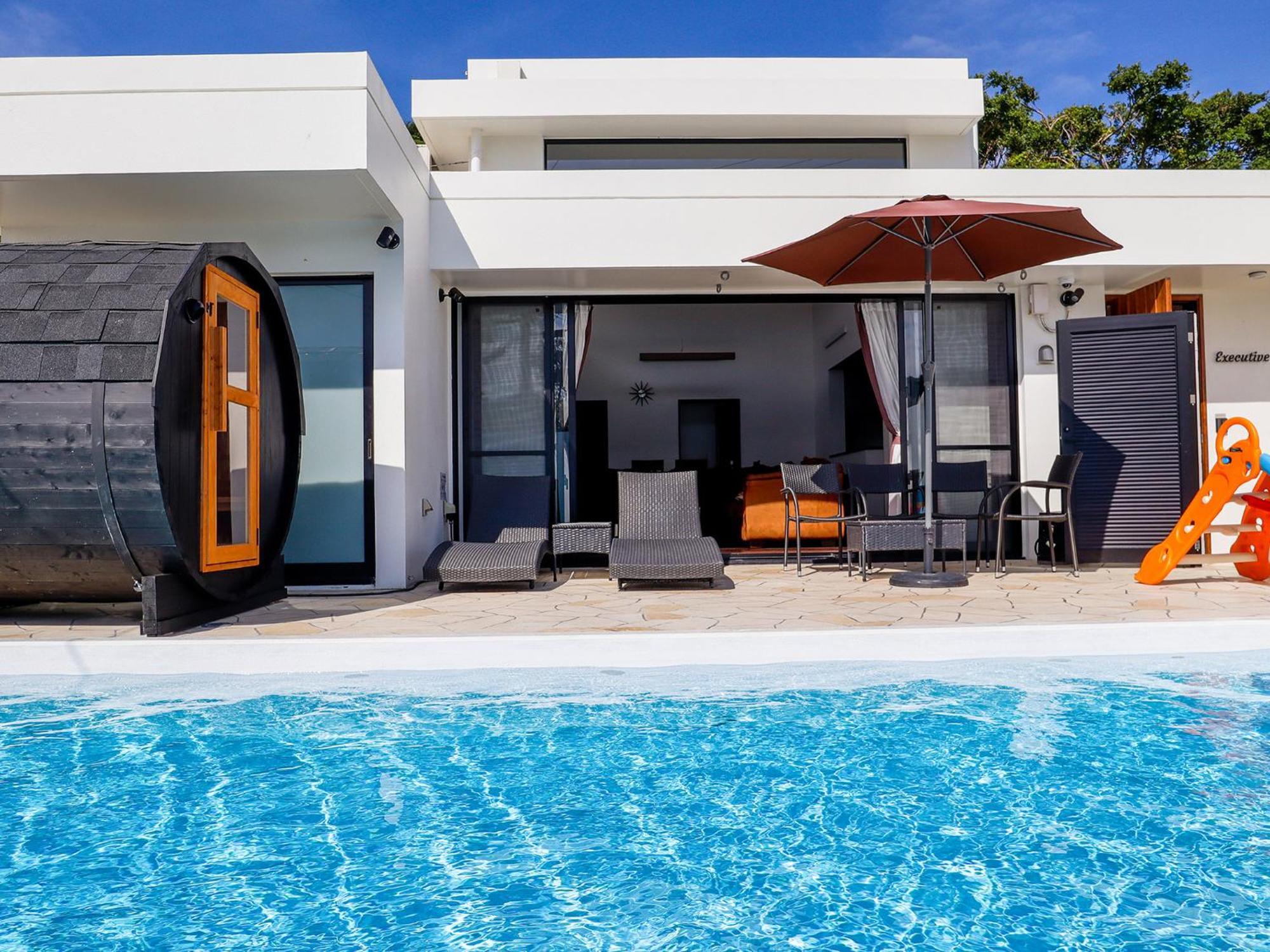 Private Pool Villa Мотобу Экстерьер фото