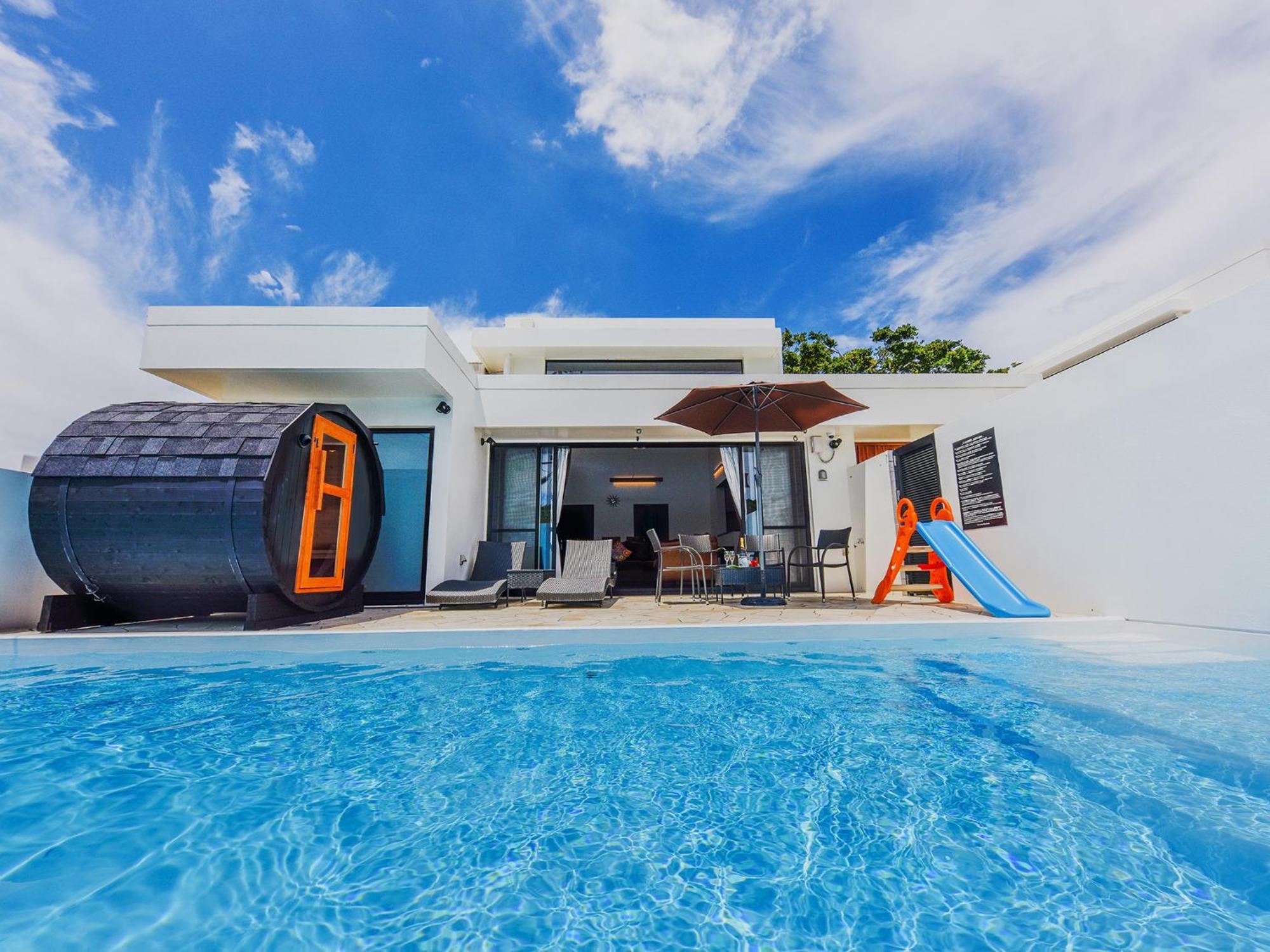 Private Pool Villa Мотобу Экстерьер фото