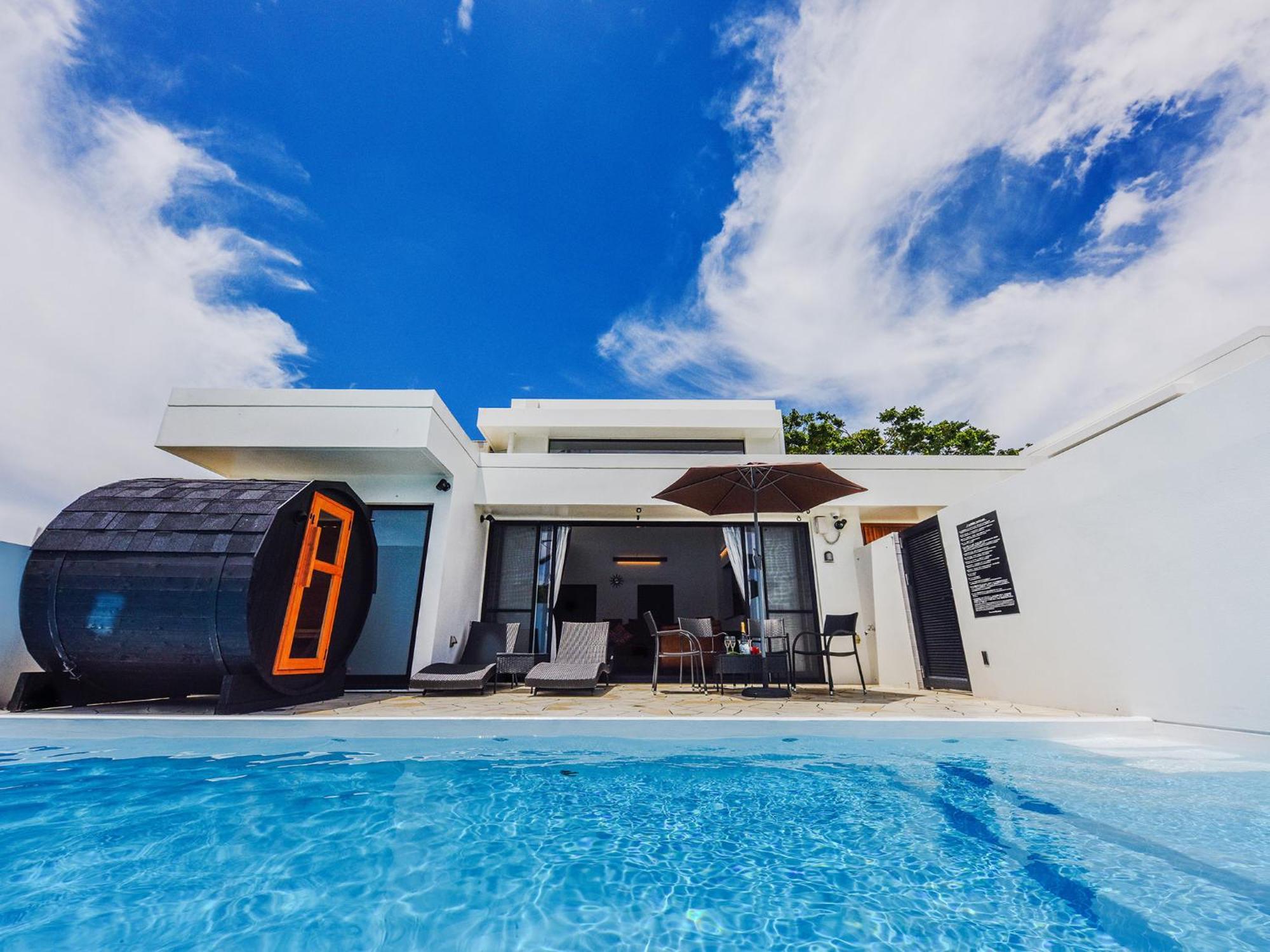 Private Pool Villa Мотобу Экстерьер фото