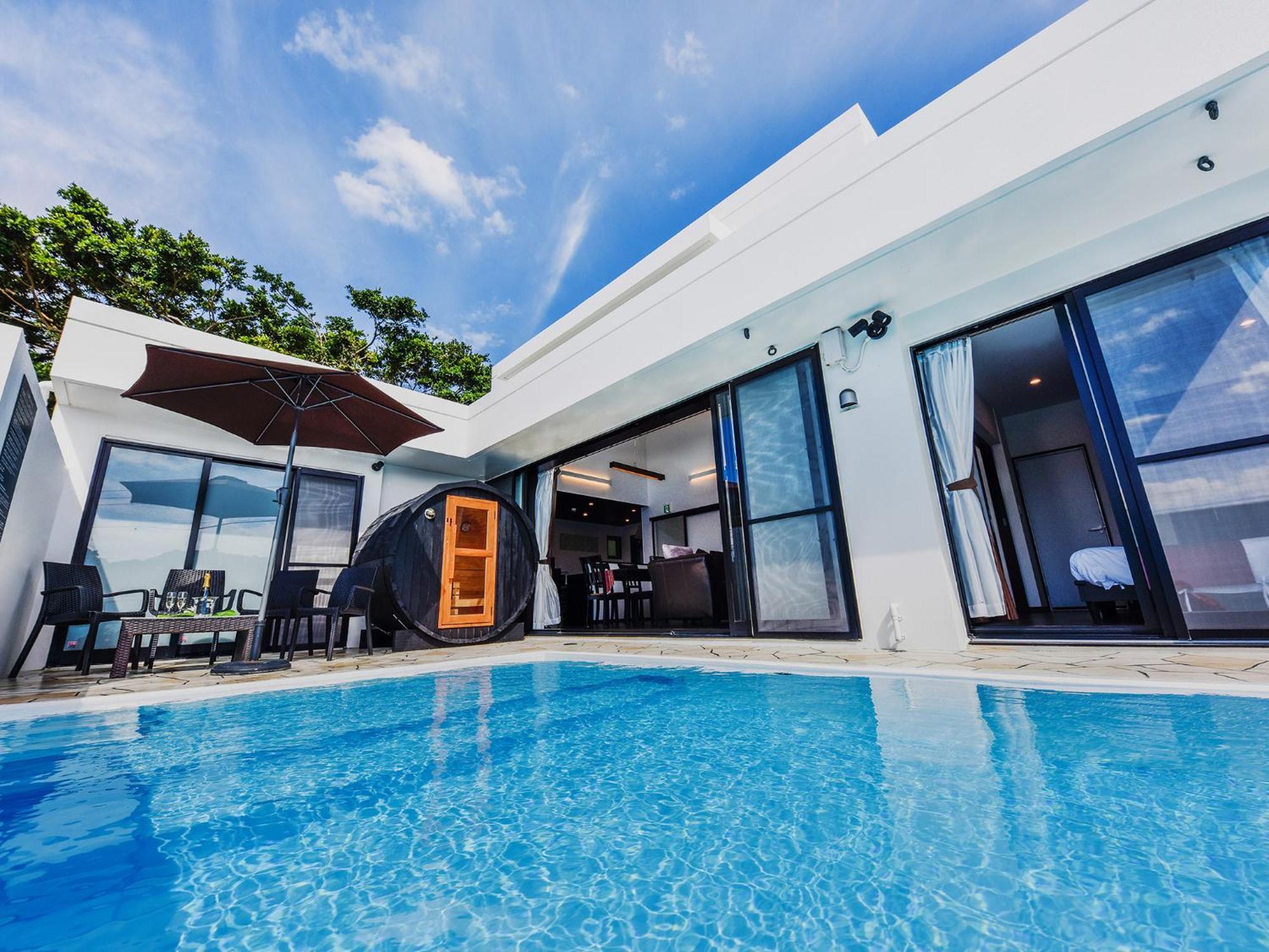 Private Pool Villa Мотобу Экстерьер фото